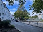 9 Familienhaus plus Gewerbe in Hamburg – Beste Gelegenheit - Blick in die Straße